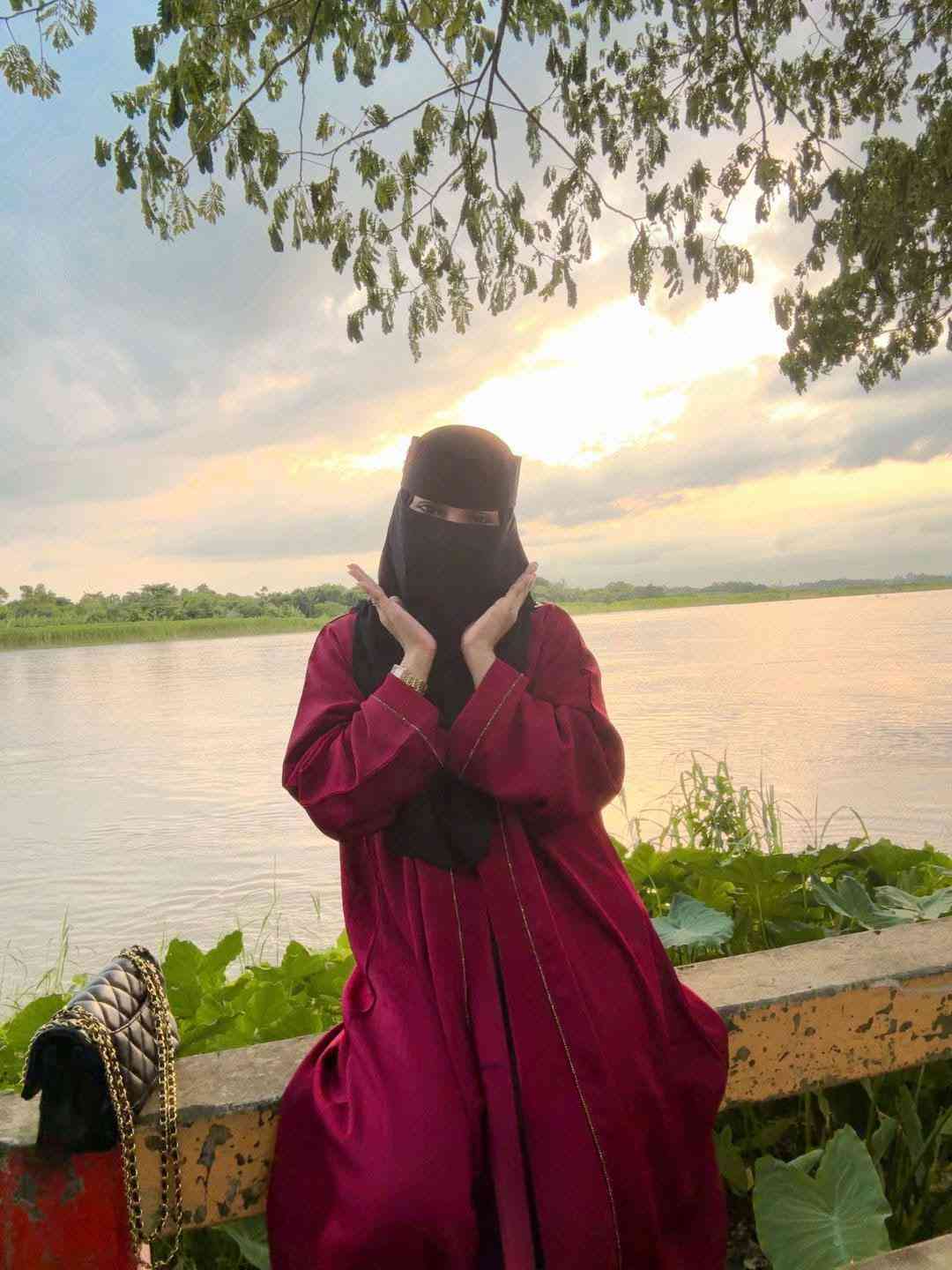 Mst Aysha